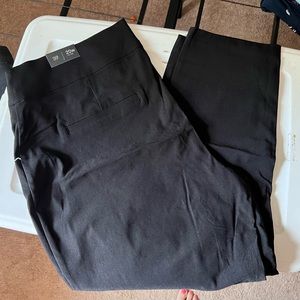 Maurice’s cropped work pants NWT